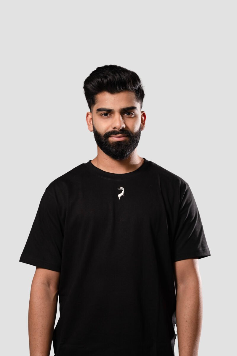 SHIBH Classic Fit T-shirt - Black