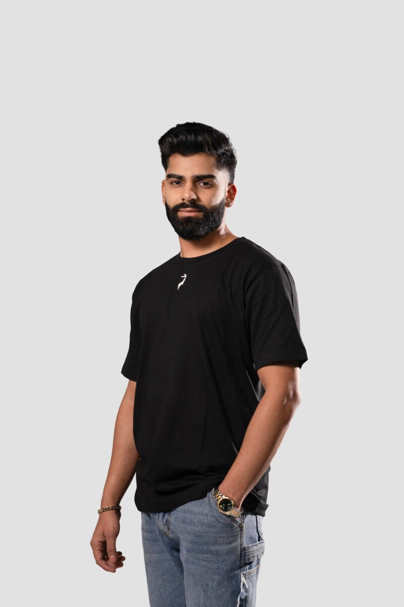 SHIBH Classic Fit T-shirt - Black - Image 2